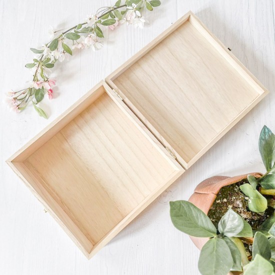 Opbergkist - MIJN EERSTE KLEERTJES